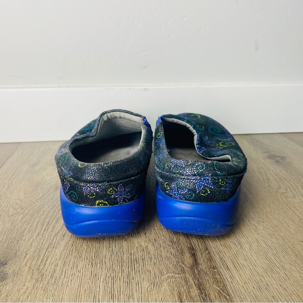 Alegria Floral spiral Slip On Clogs bright soles - Picture 6 of 8